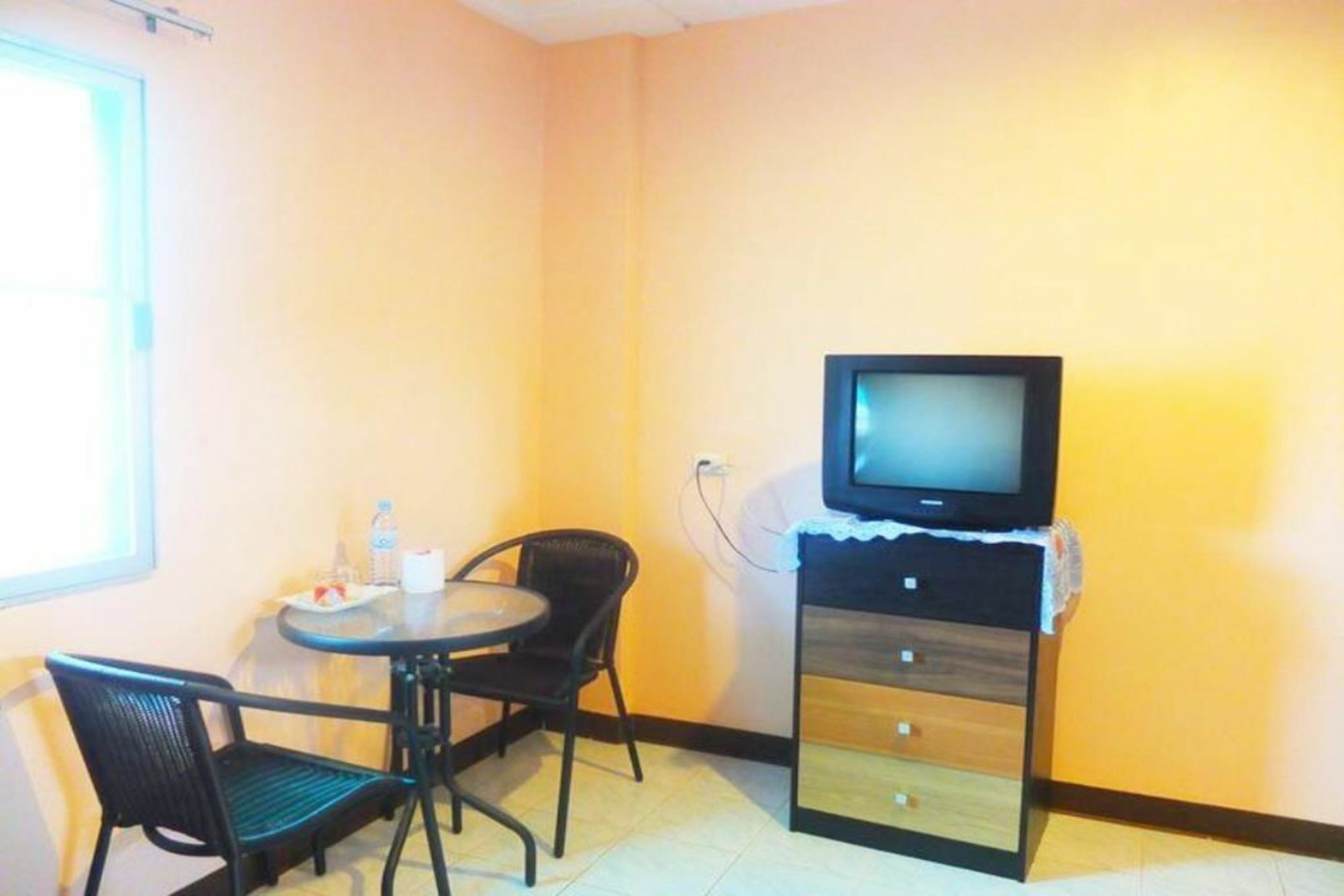 Hotel Oyo 348 Saithong Place
