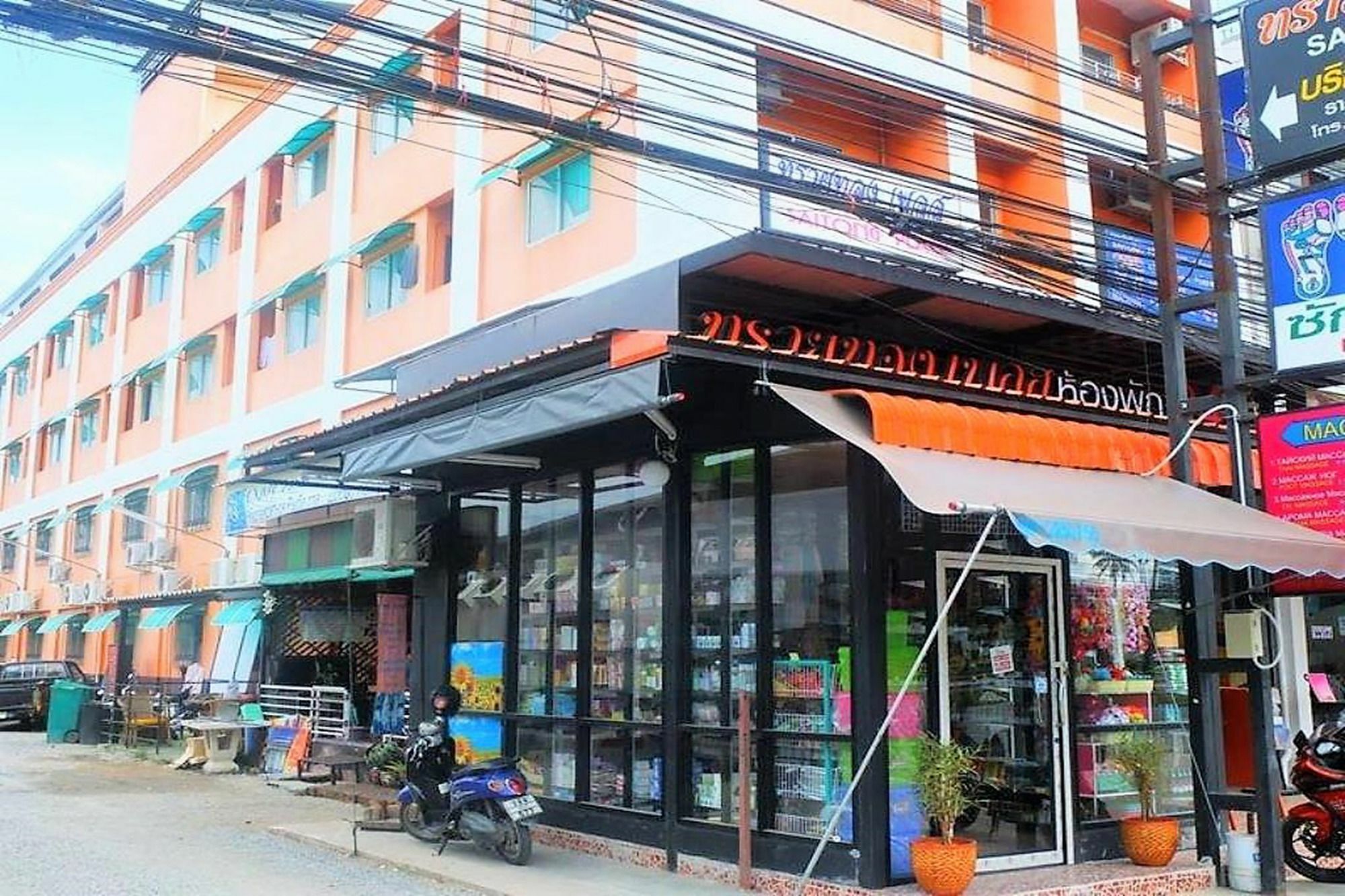 Hotel Oyo 348 Saithong Place