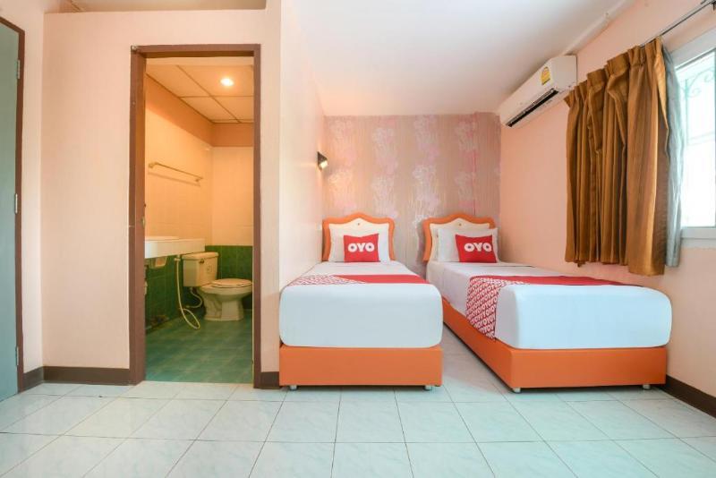Oyo 348 Saithong Place Hotel 2*